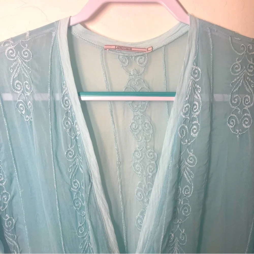 Language silk blouse - Picture 6 of 9